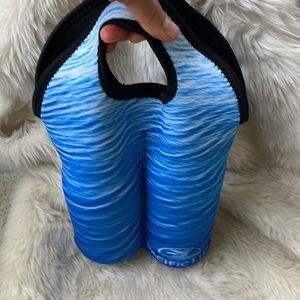 Foam Wine Carrier Bag With Handle - Carry Two With Ease and Protection!